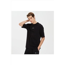 Nautica Erkek Siyah Oversıze Kısa Kollu T-shırt VE37307T