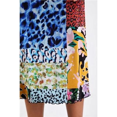 Falda midi patch digital