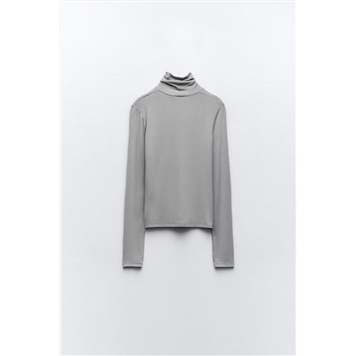 TURTLENECK T-SHIRT