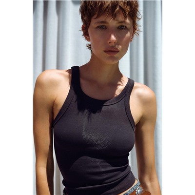 RIBBED HALTER CROP TOP