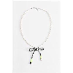 FAUX PEARL AND CORD BOW NECKLACE