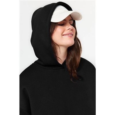 Siyah Kapüşonlu Slogan Detaylı İçi Polar Kalın Örme Sweatshirt TBBAW24AO00018