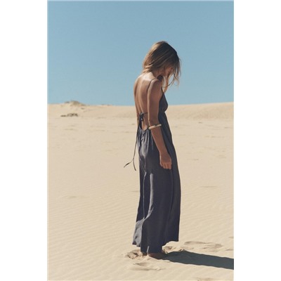FLOWING STRAPPY MIDI DRESS
