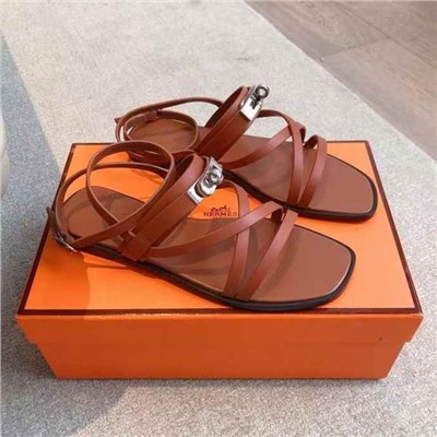 Лёгкие комфортные сандалии  HERME*S