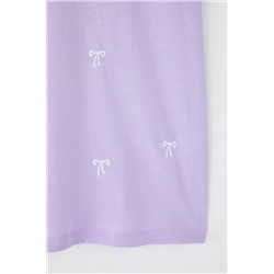Açık Mor Boyfriend Fiyonk Nakış Detaylı %100 Pamuk Örme Büyük Beden T-shirt TBBSS24BF00029