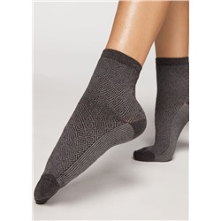 Kurze gemusterte Socken