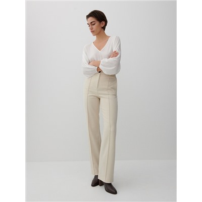 Elegante Hose mit Bügelfalte