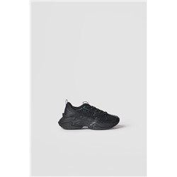 KIDS/ ZAPATILLA DEPORTIVA SUELA VOLUMEN