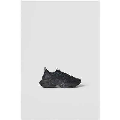 KIDS/ ZAPATILLA DEPORTIVA SUELA VOLUMEN