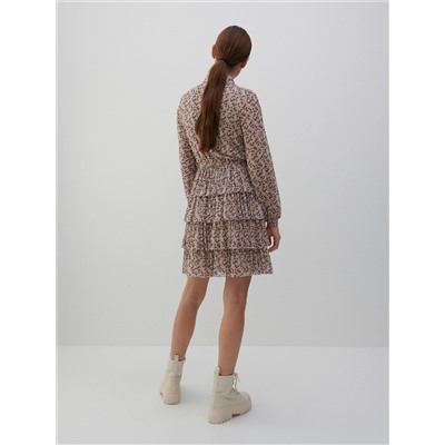 Kleid mit Rüschen
