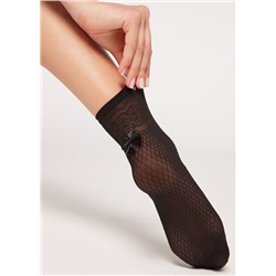 Kurze Netzsocken mit Muster
