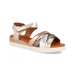 3774 - BDA
                SANDALIAS DE CUÑA
