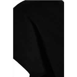 Siyah Boyfriend V Yaka Yırtmaçlı %100 Pamuk Örme T-Shirt TBBSS22BF0036