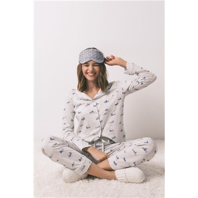 Conjunto de pijama y antifaz