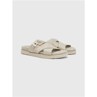 TOMMY HILFIGER CLEATED LEATHER SANDAL