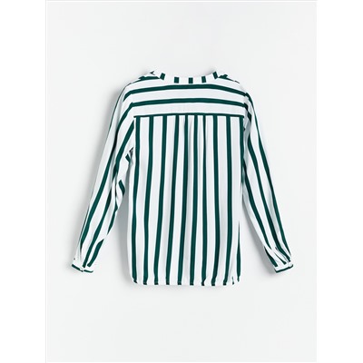 Shirt mit V-Ausschnitt