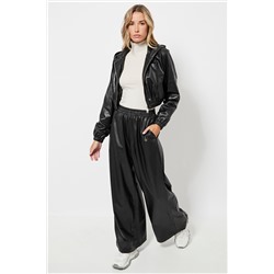Chaqueta con capucha - Negro