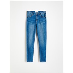 Push-up-Jeans im Slim-Fit