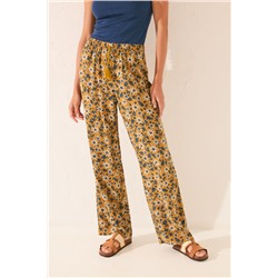 Pantalón largo estampado flores