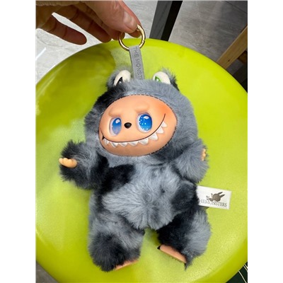 Брелок Labubu (не оригинал)