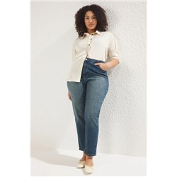 Koyu Mavi Yüksek Bel Comfort Eskitme Yıkamalı Mom Fit Büyük Beden Jeans TBBSS25CJ00004