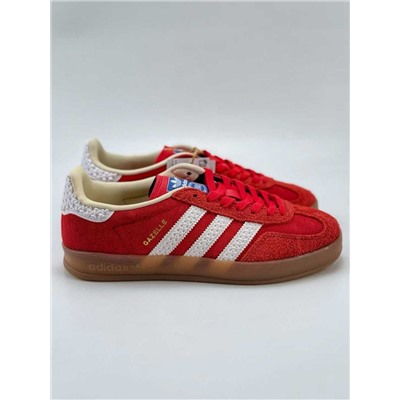 Оригинальные кроссовки ADIDA*S Gazelle для занятий спортом в помещении 010325