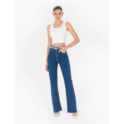 Beyaz Crop Top Triko Bluz