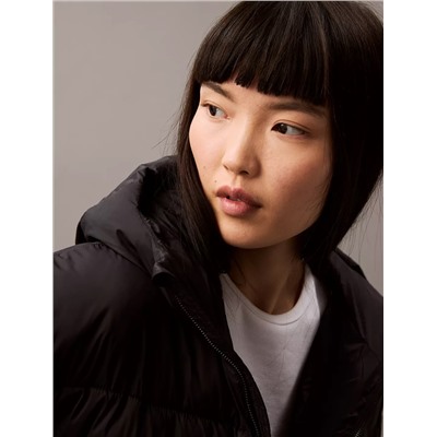 Short Hooded Puffer Jacket