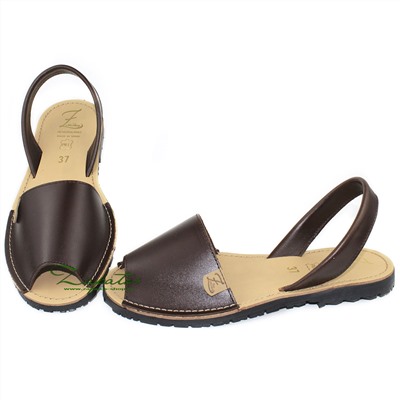 AB. Zapatos 320 marron