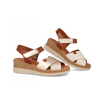 8000 - BDA
                SANDALIAS DE CUÑA