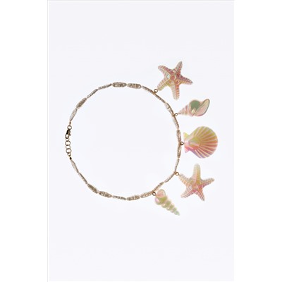 BARBIE™ THE MOVIE © WARNER BROS. SEASHELL NECKLACE