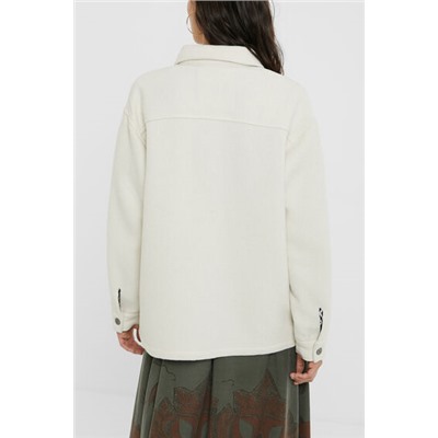 Chaqueta bolsillos bordados