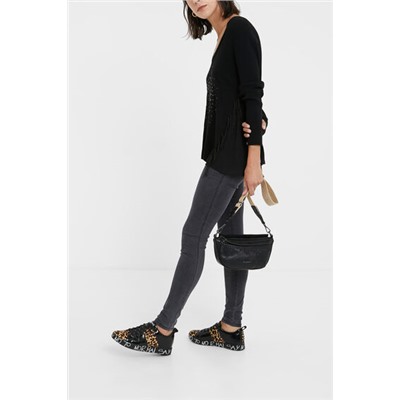 Zapatilla charol animal print