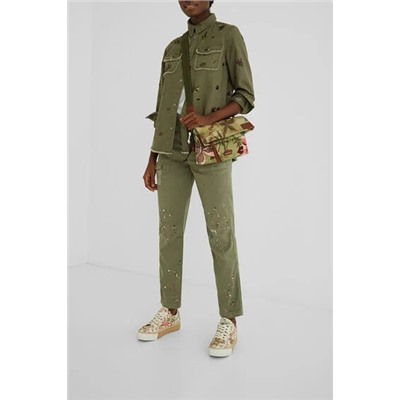 Pantalón comfort fit manchas pintura