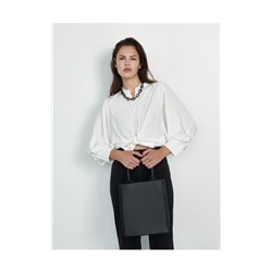 Tasche mit abnehmbarem Riemen