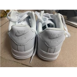Кроссовки Nike