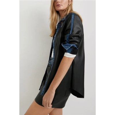 Camisa efecto piel detalles denim