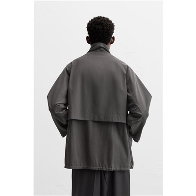 PARKA CORTA BOLSILLOS