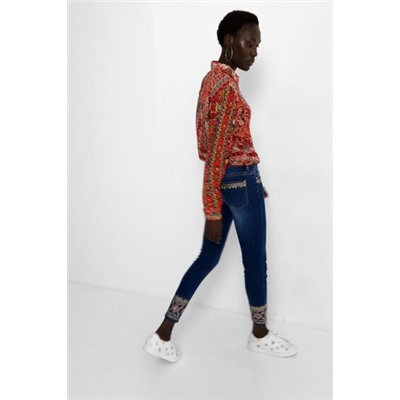Pantalón vaquero skinny exótico