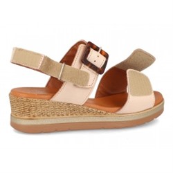 4562 - DIGO DIGO
                SANDALIAS DE CUÑA