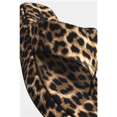FEW ITEMS LEFT ANIMAL PRINT FLATFORM SANDALS