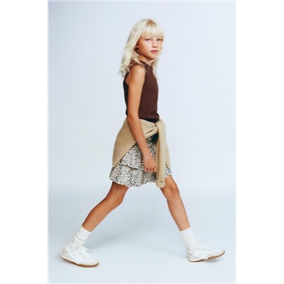 SLEEVELESS KNIT TOP