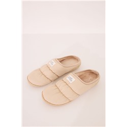 Zapatillas casa nylon acolchado beige