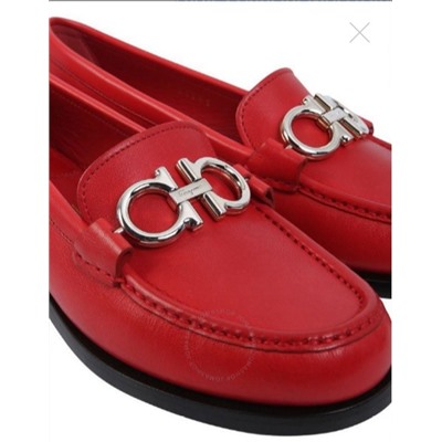 SALVATORE FERRAGAMO Ladies Gancini Moccasin
