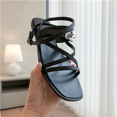 Лёгкие комфортные сандалии  HERME*S
