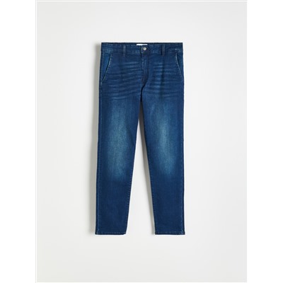 Jeans im Slim-Fit mit Wascheffekt