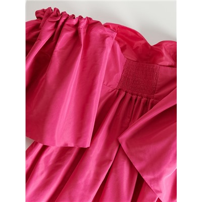Schulterfreies Kleid