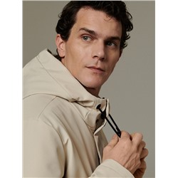 Jacke mit Kapuze