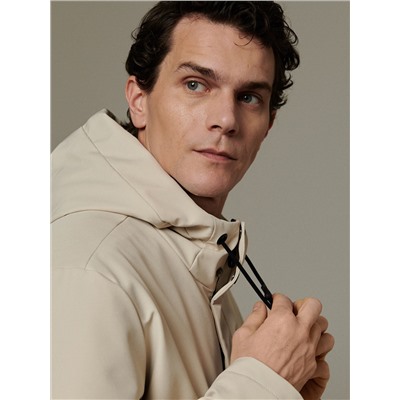 Jacke mit Kapuze