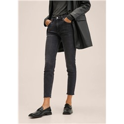 Vaqueros skinny crop -  Mujer | MANGO OUTLET España